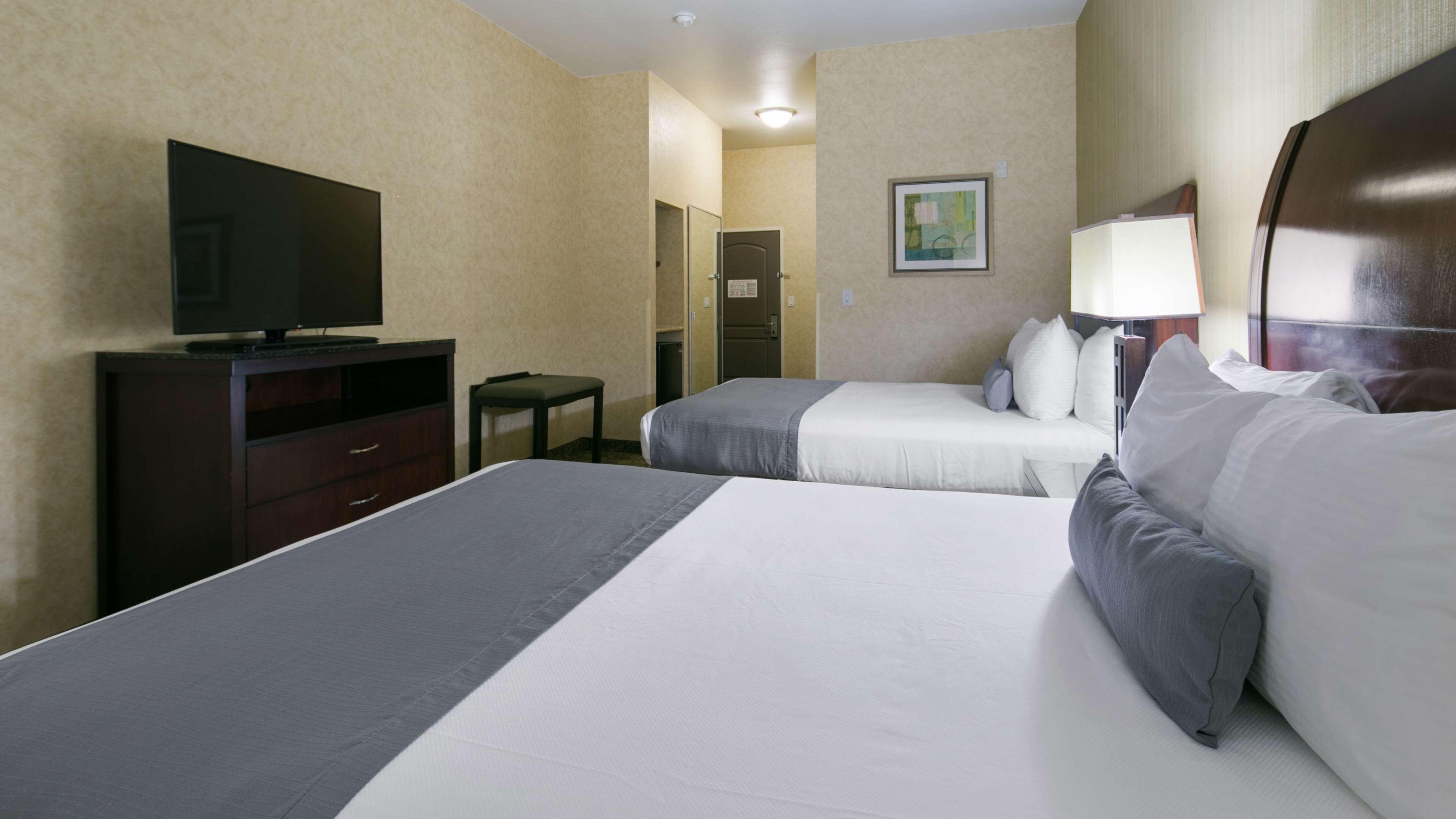 Best Western Plus Wasco Inn & Suites Eksteriør bilde