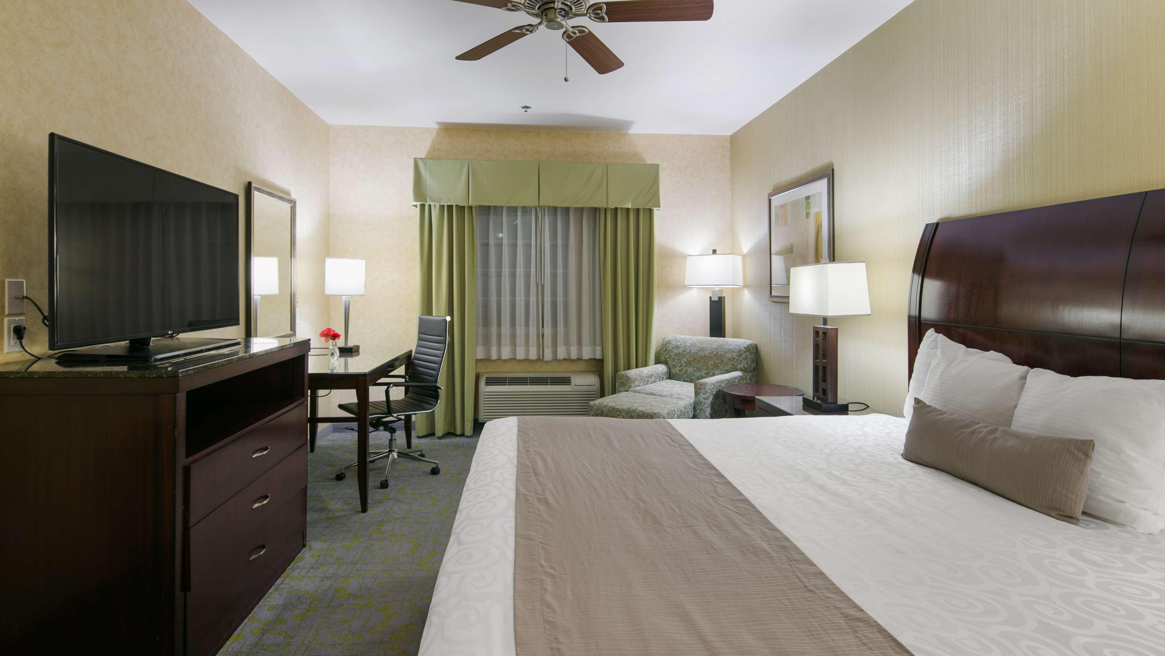 Best Western Plus Wasco Inn & Suites Eksteriør bilde