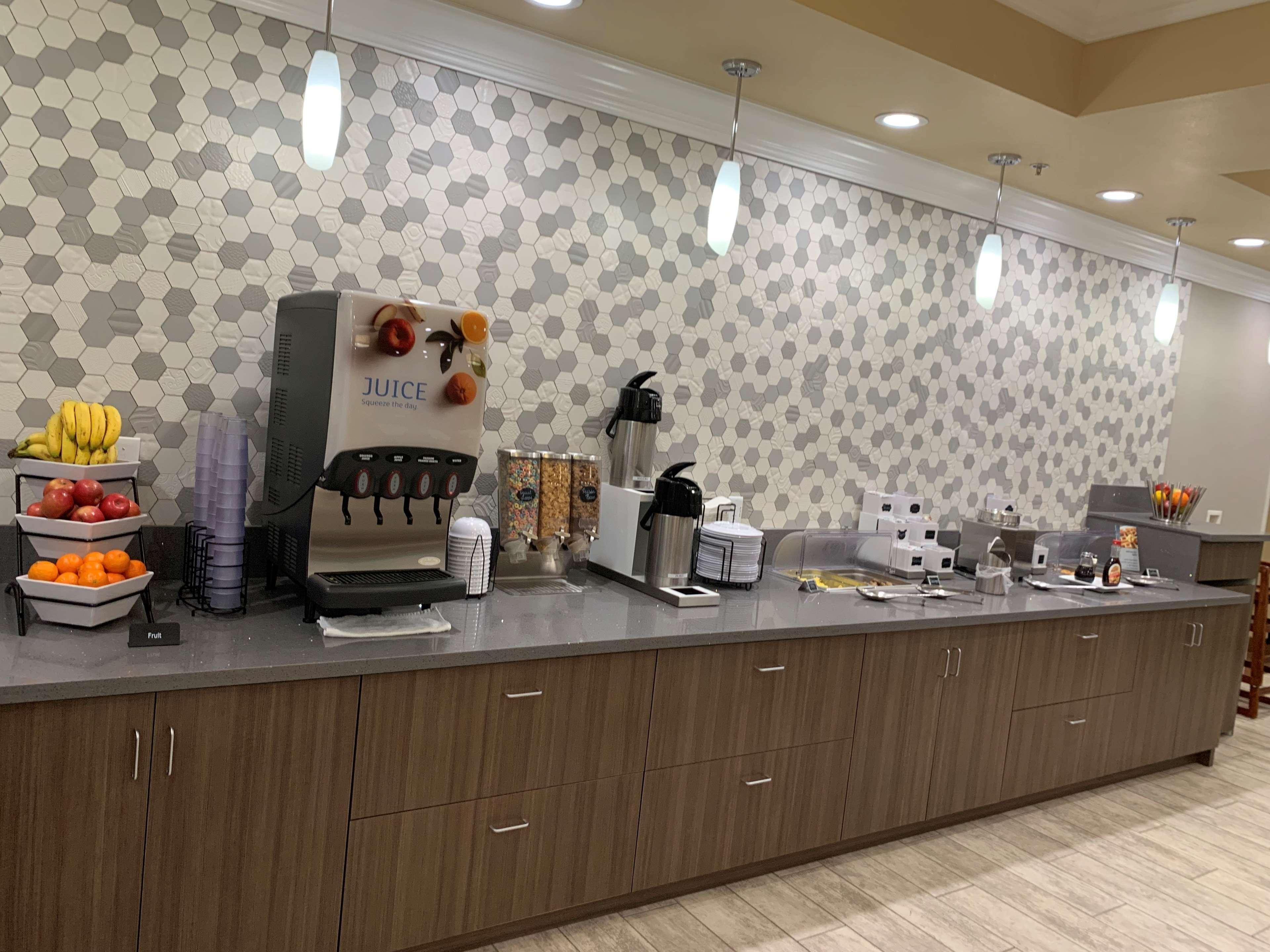 Best Western Plus Wasco Inn & Suites Eksteriør bilde