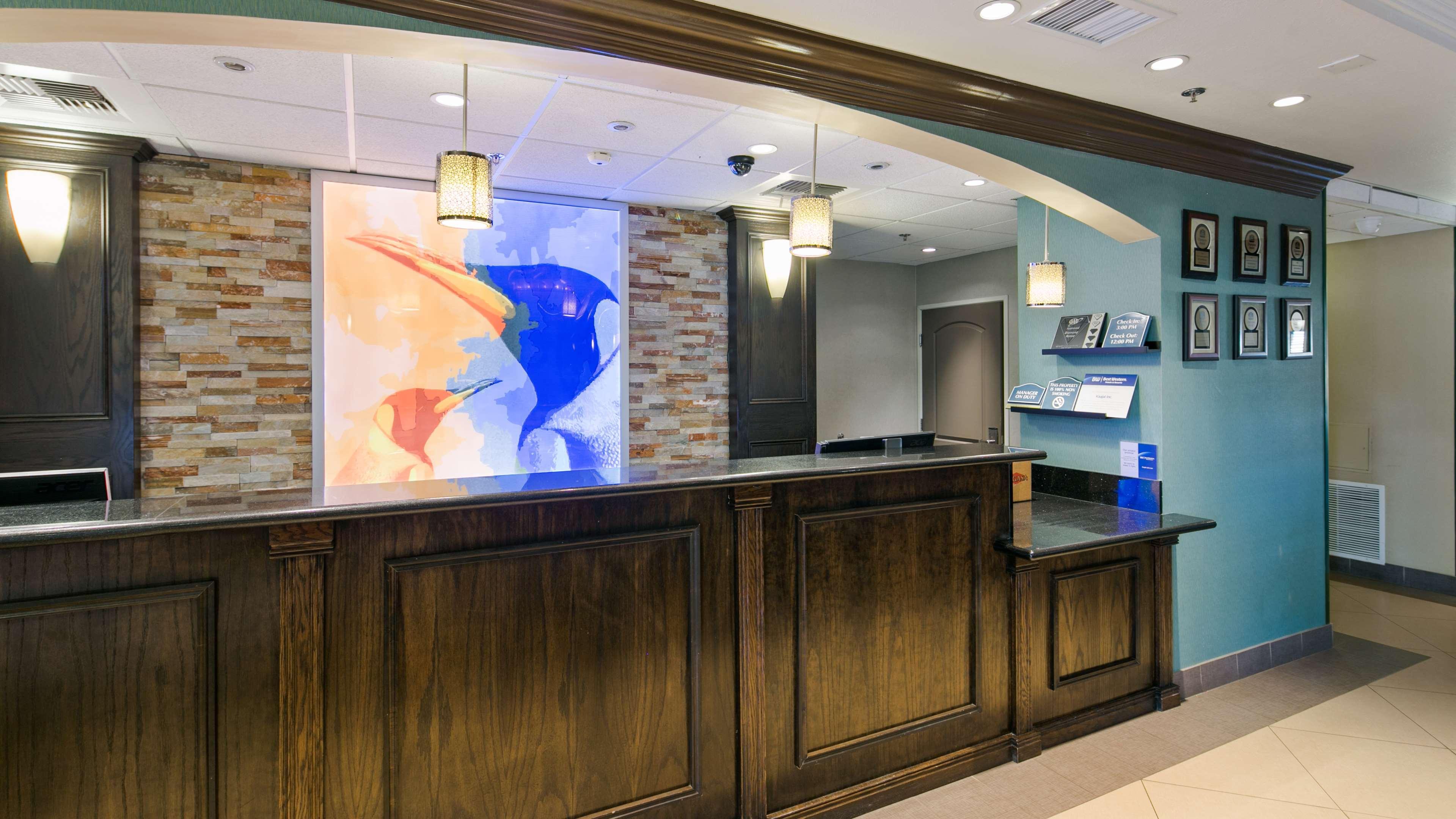 Best Western Plus Wasco Inn & Suites Eksteriør bilde