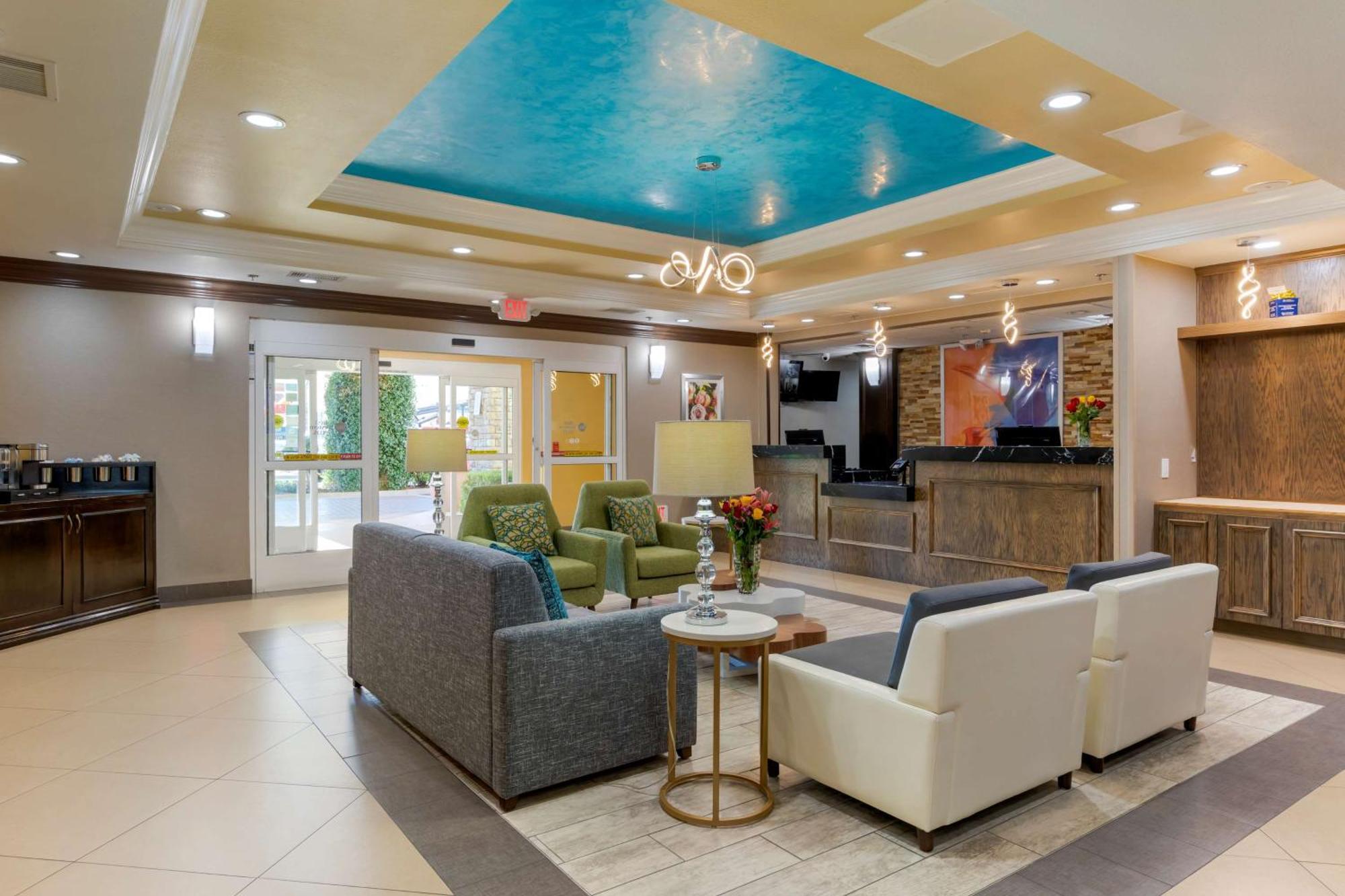 Best Western Plus Wasco Inn & Suites Eksteriør bilde