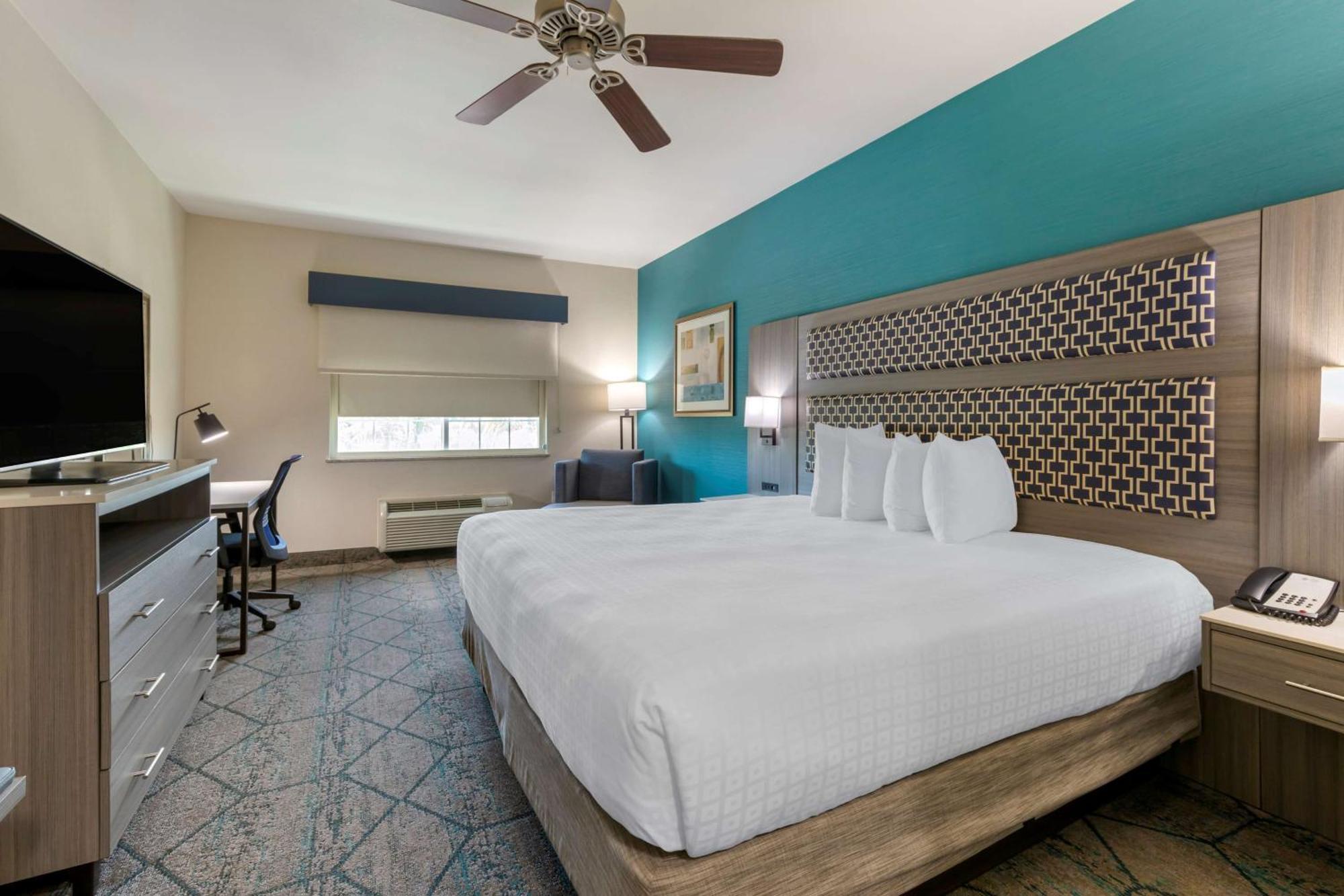 Best Western Plus Wasco Inn & Suites Eksteriør bilde