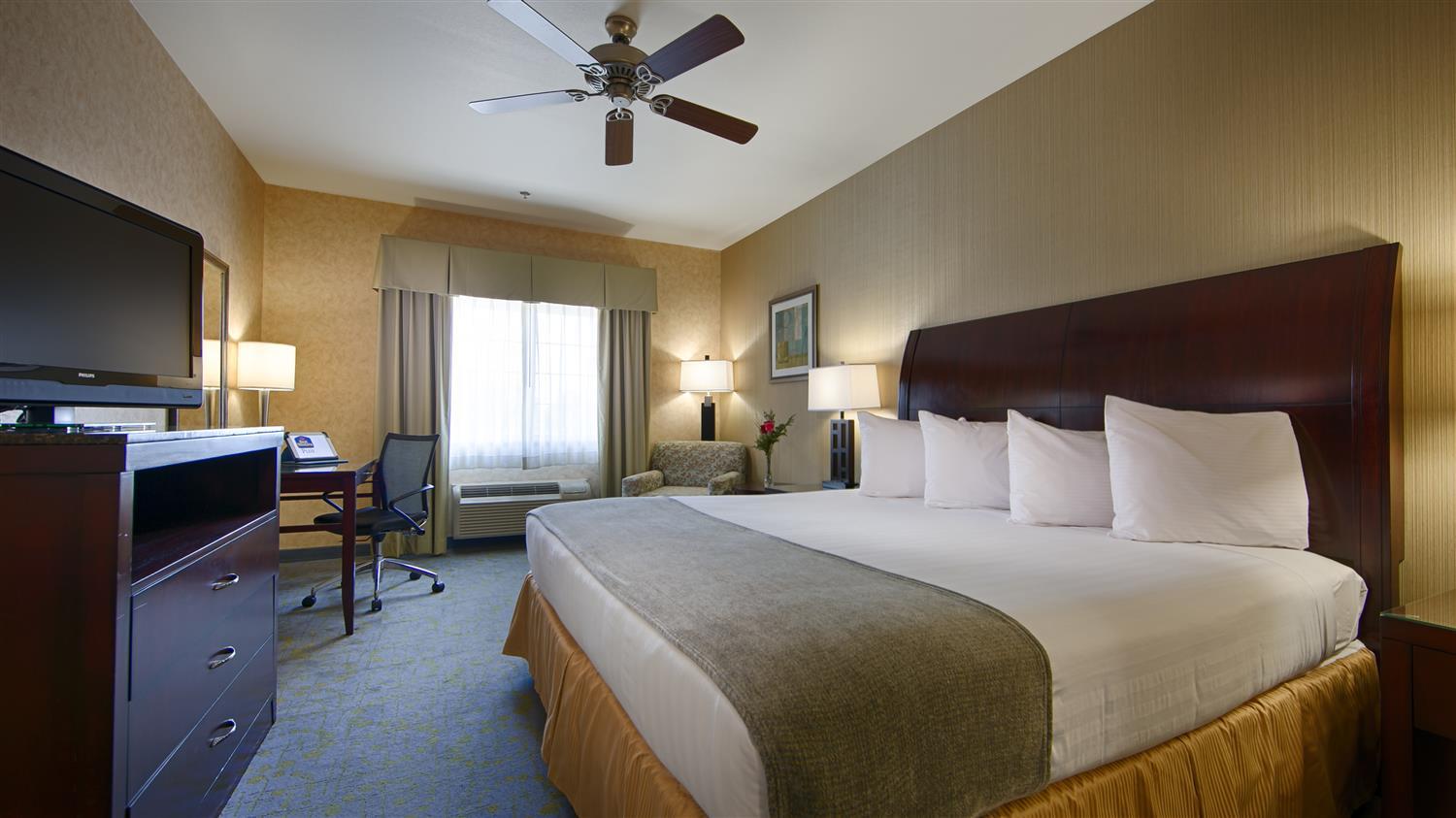 Best Western Plus Wasco Inn & Suites Eksteriør bilde